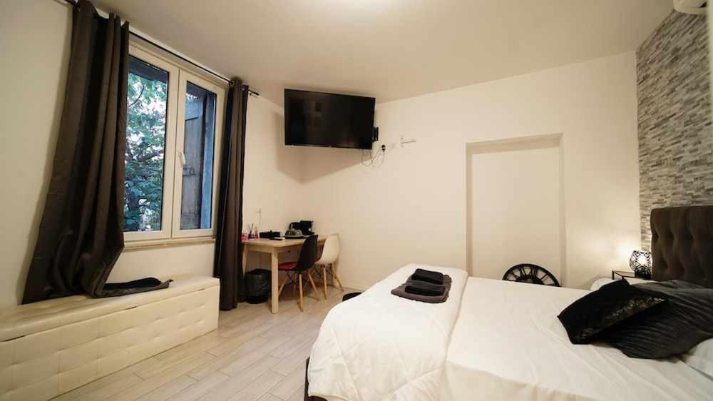 Langolo Di Laura Borgo Roma Destiny Home 3 Verona Room photo